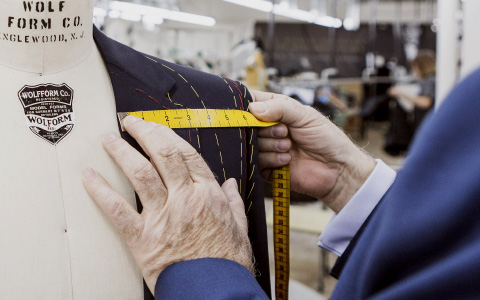 Custom Clothiers - Handmade - Measuring